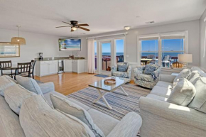 7041 Toes in the Sand Oceanfront Dog Friendly